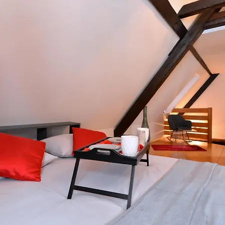 L'elégant De La Petite Venise Apartamento