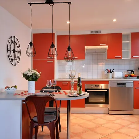 L'elégant De La Petite Venise